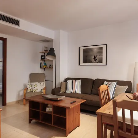 Lets Holidays Centric With Parking Tossa