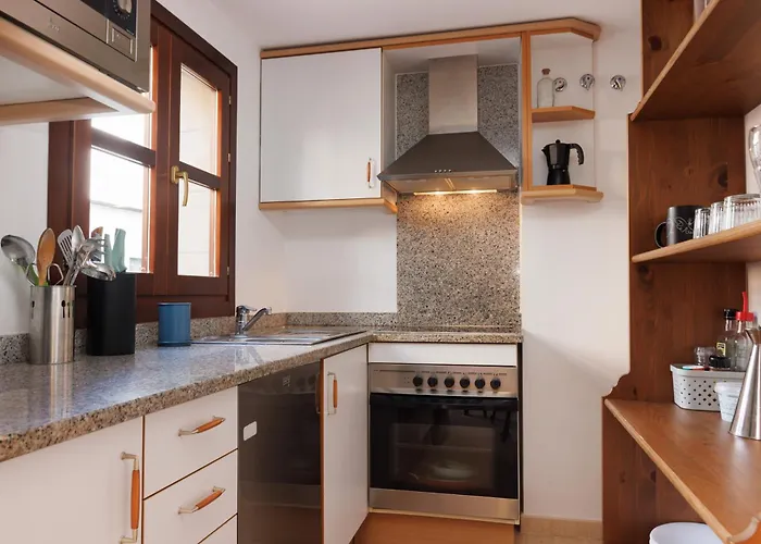 Lets Holidays Centric With Parking Tossa Apartment Tossa de Mar