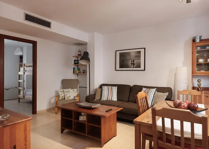 Lets Holidays Centric With Parking Tossa